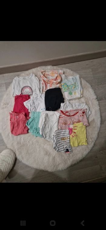 Lots de vêtements filles 18mois