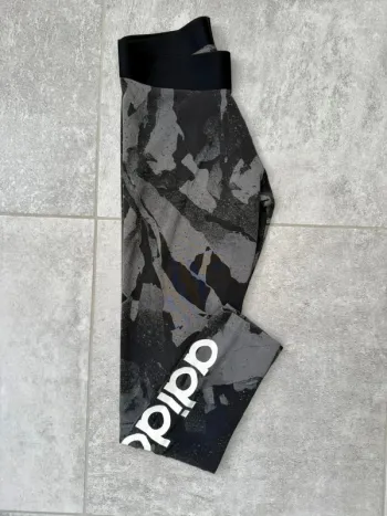 Legging de sport Adidas femme camouflage taille S super état