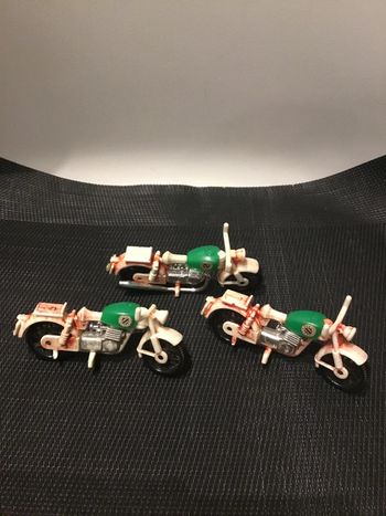 Playmobil lot 3 motos police vintage en l’état coloriées pour pièces