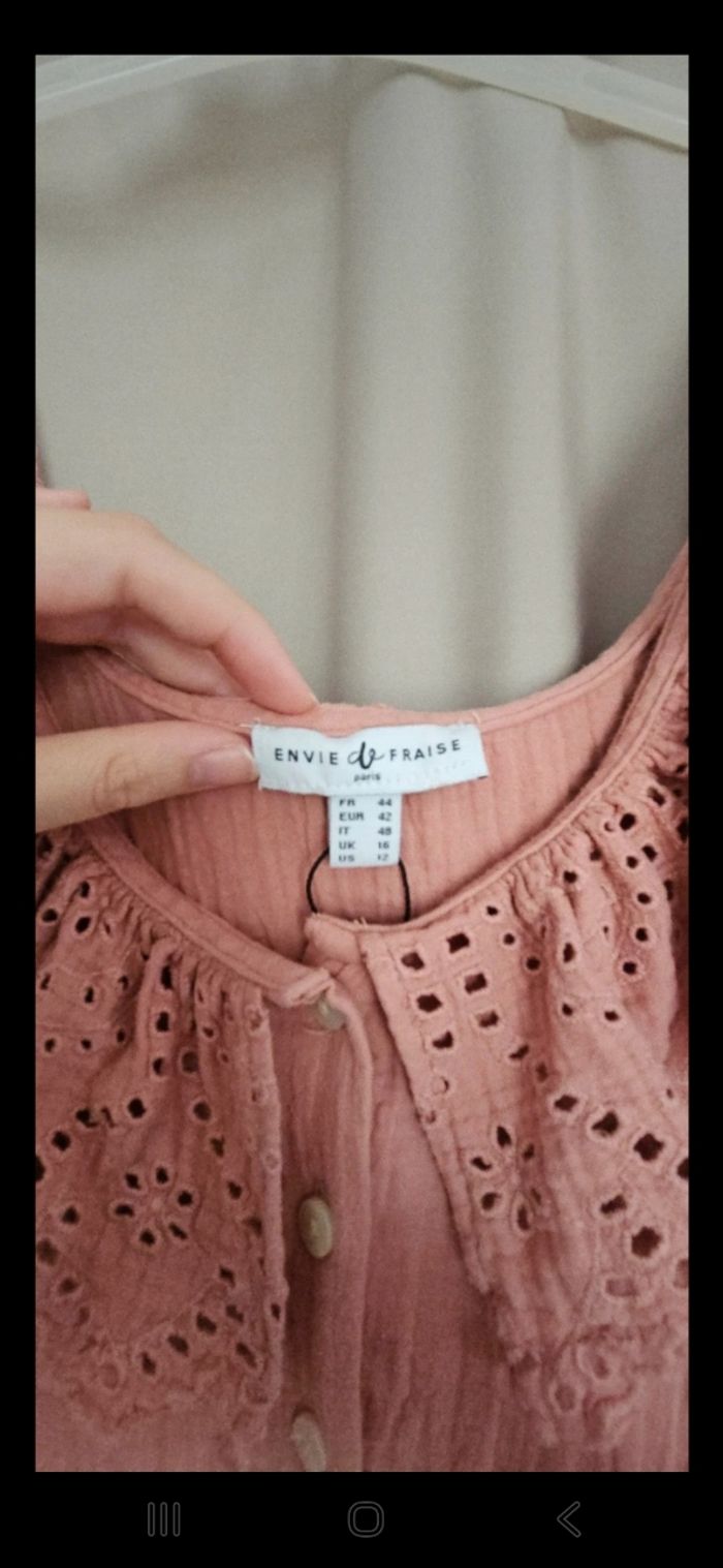 Débardeur épaules broderie - photo numéro 2