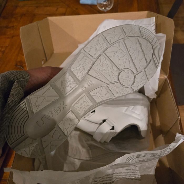 Chaussures uvex de sécurité taille 40 basket - photo numéro 3