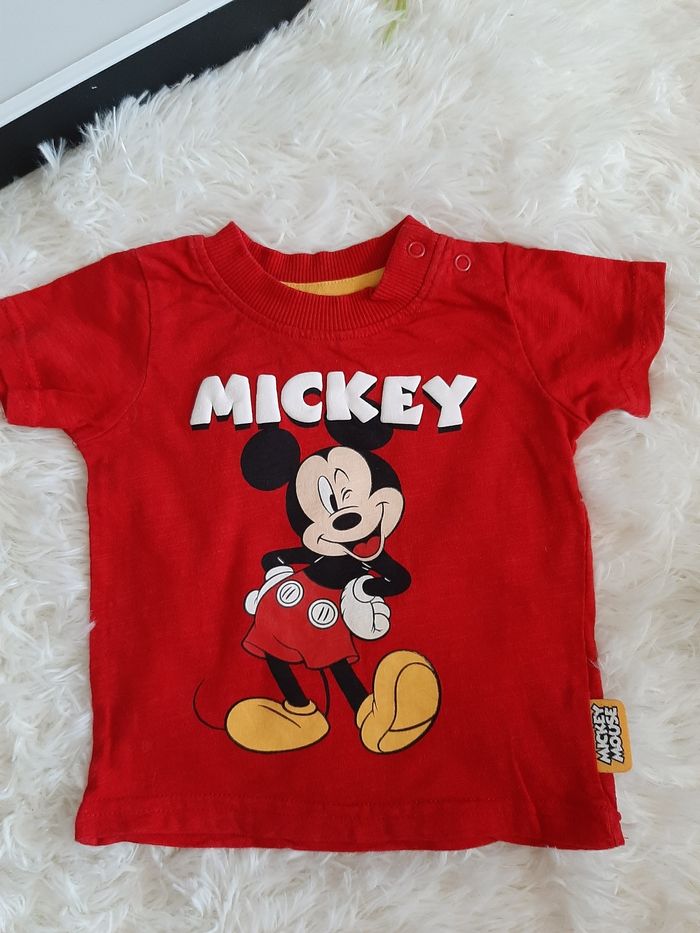 Tee-shirt Mickey rouge - photo numéro 2
