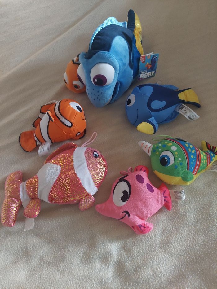 Lot peluches doudou poissons Dory Disney neufs 🐟
