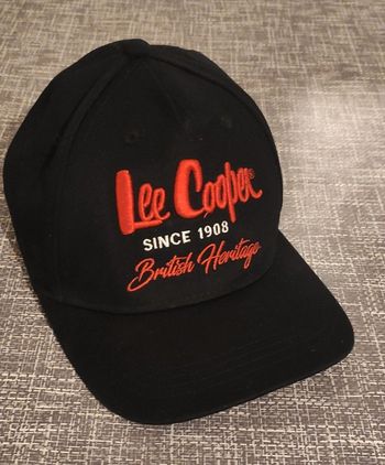 Casquette lee Cooper. Taille unique