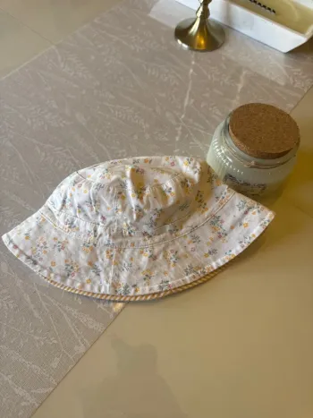 Chapeau réversible Kiabi