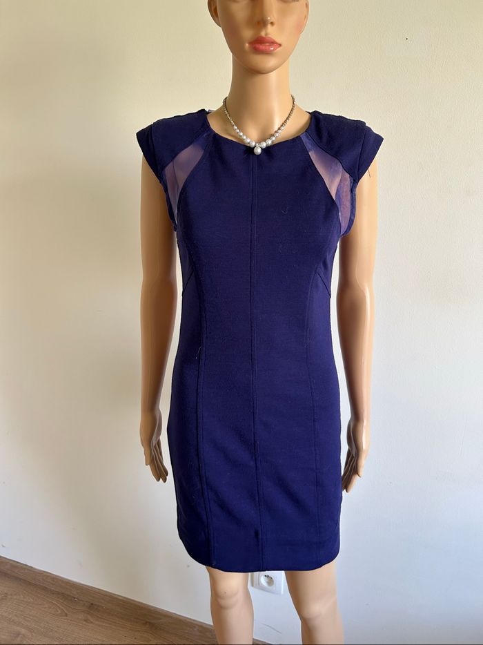 Robe bleue violine à manches courtes Best Mountain taille 36 bon état