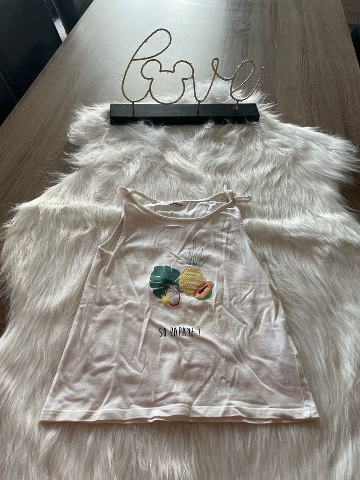 Très jolie tee shirt 🥰 vertbaudet taille 8 ans