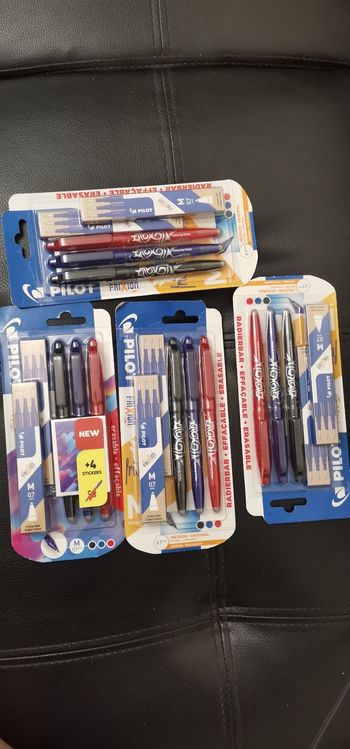 4 lots stylos effaçable 