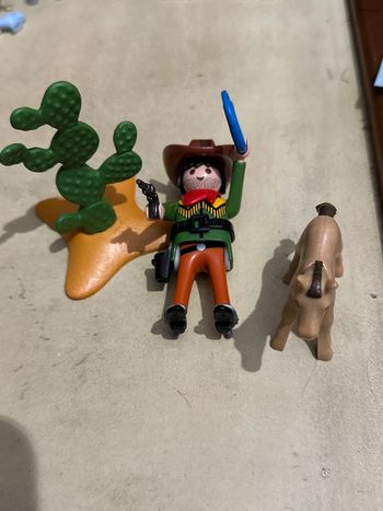 Set playmobil le cowboy et son poulain ref : 5373