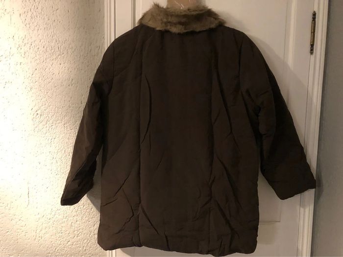 BB- Manteau 3/4 marron matelassé T 46-48 NEUF - photo numéro 2