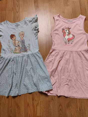 Lot de 2 robes 8-9 ans 