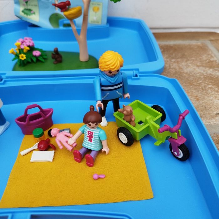Playmobil Family Fun - Valisette pique-nique en famille - photo numéro 5