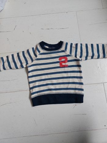 Pull rayé H&M Taille 68cm