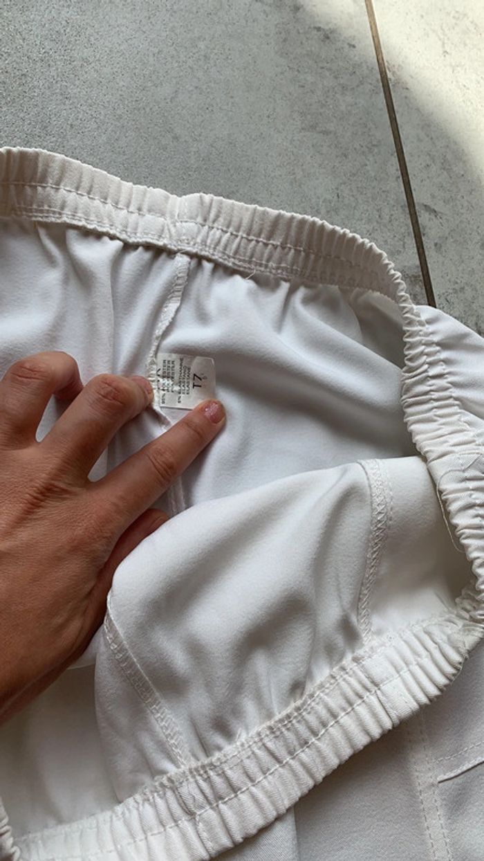 Pantalon court pantacourt évasé blanc taille 7 mais ajustable élastique en très bon état - photo numéro 8
