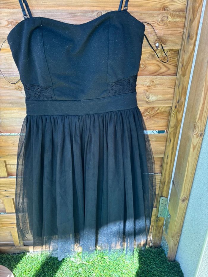 Robe de soirée bustier ou à bretelles - photo numéro 2