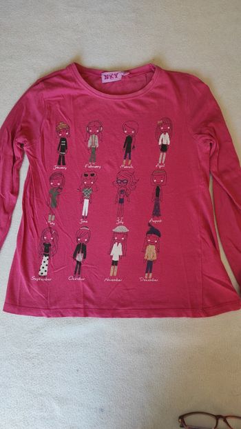 Tee shirt avec les mois en anglais