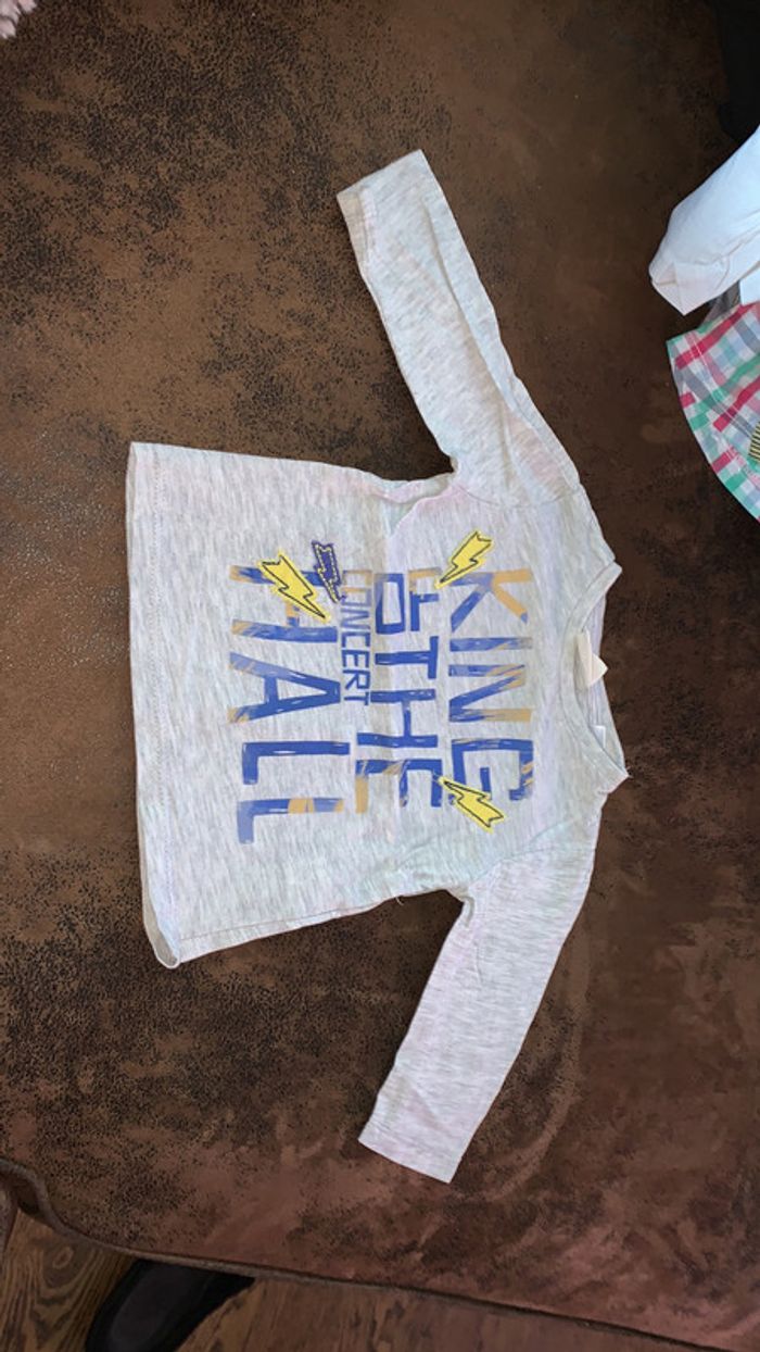 Tee shirt manche longue gris Zara 3-6 mois