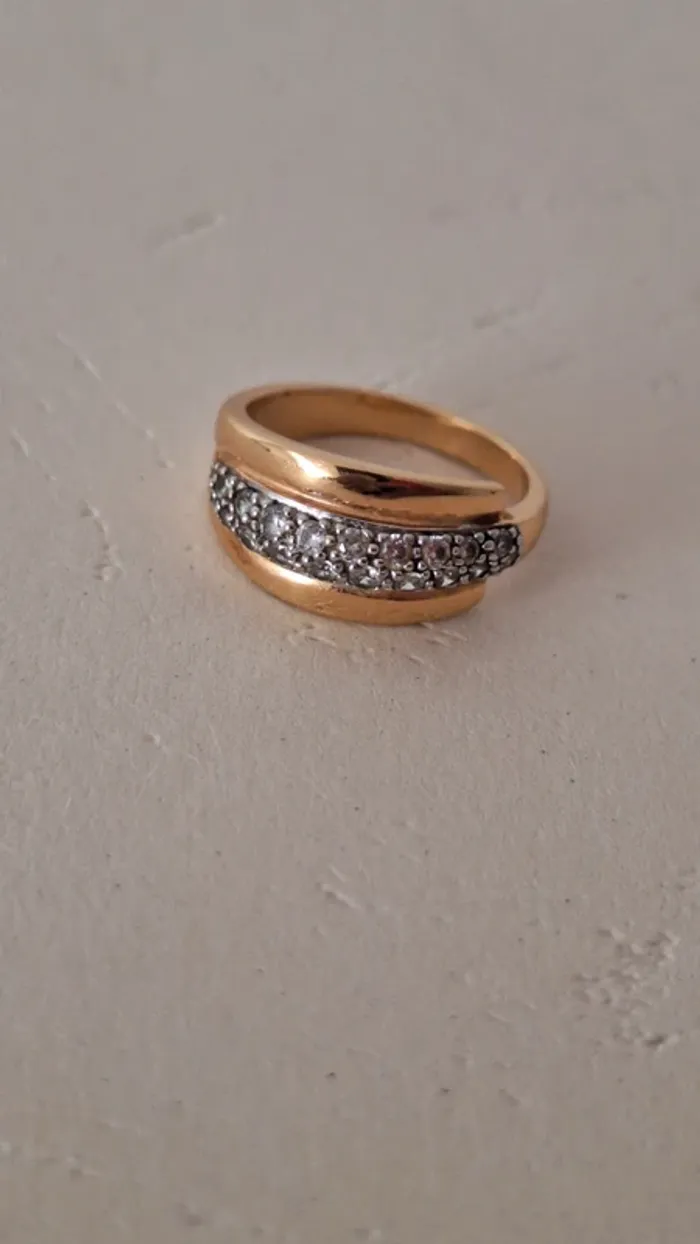 💥 Superbe bague en or et pierres scintillantes - photo numéro 12