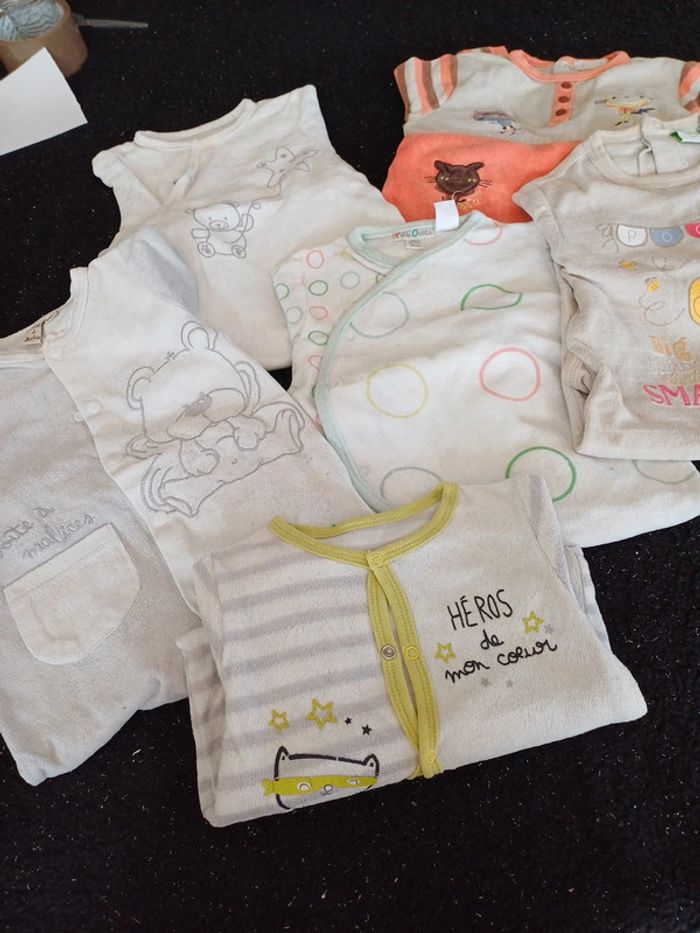 Pyjama boite a malice