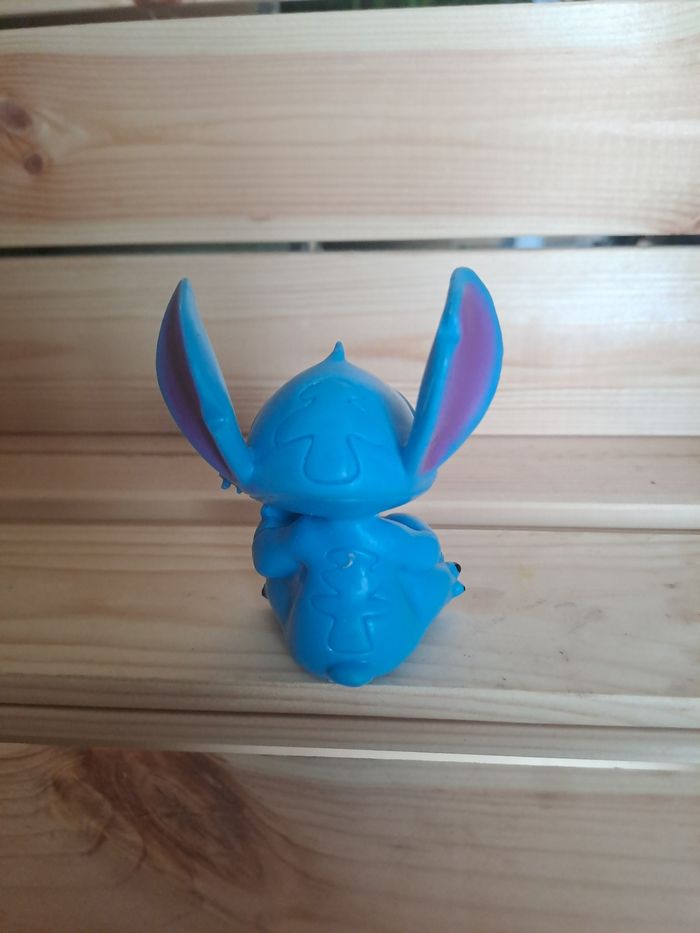 Stich - photo numéro 3