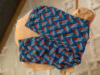 Pantalon fluide evasé à motif zara