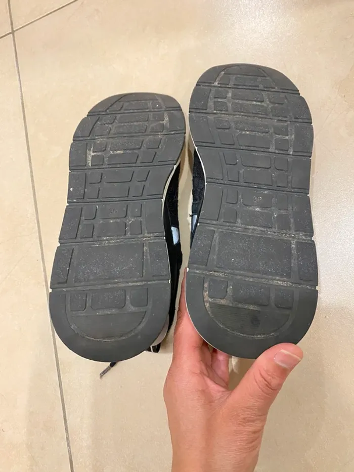 Magnifique Baskets Noire Pointure 36 - photo numéro 17