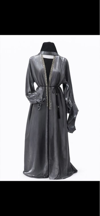 Robe kimono 4 pièces argenté noir neuve