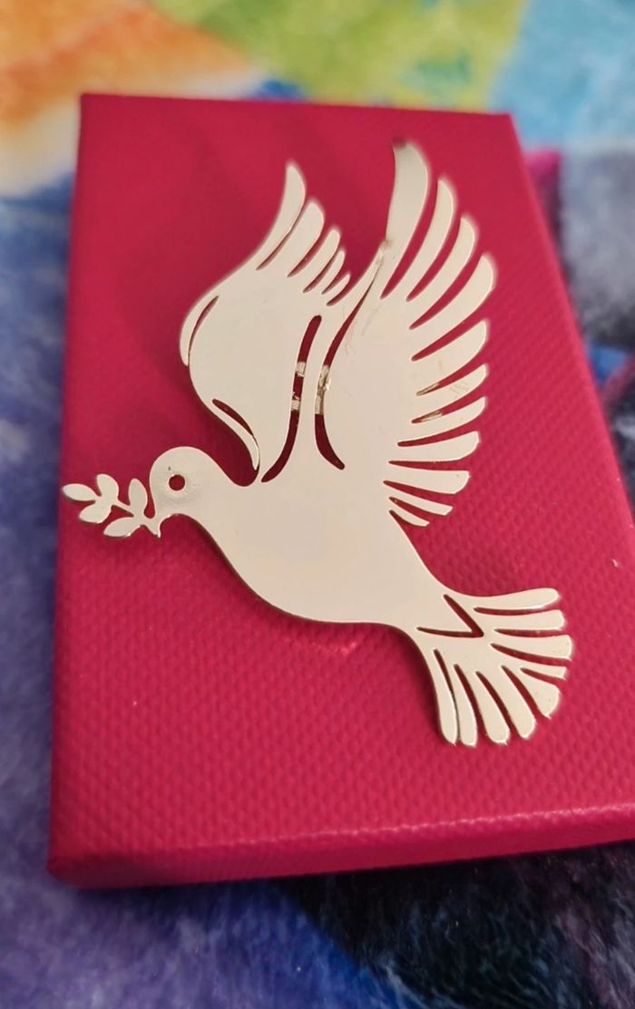 Broche colombe paix - photo numéro 3