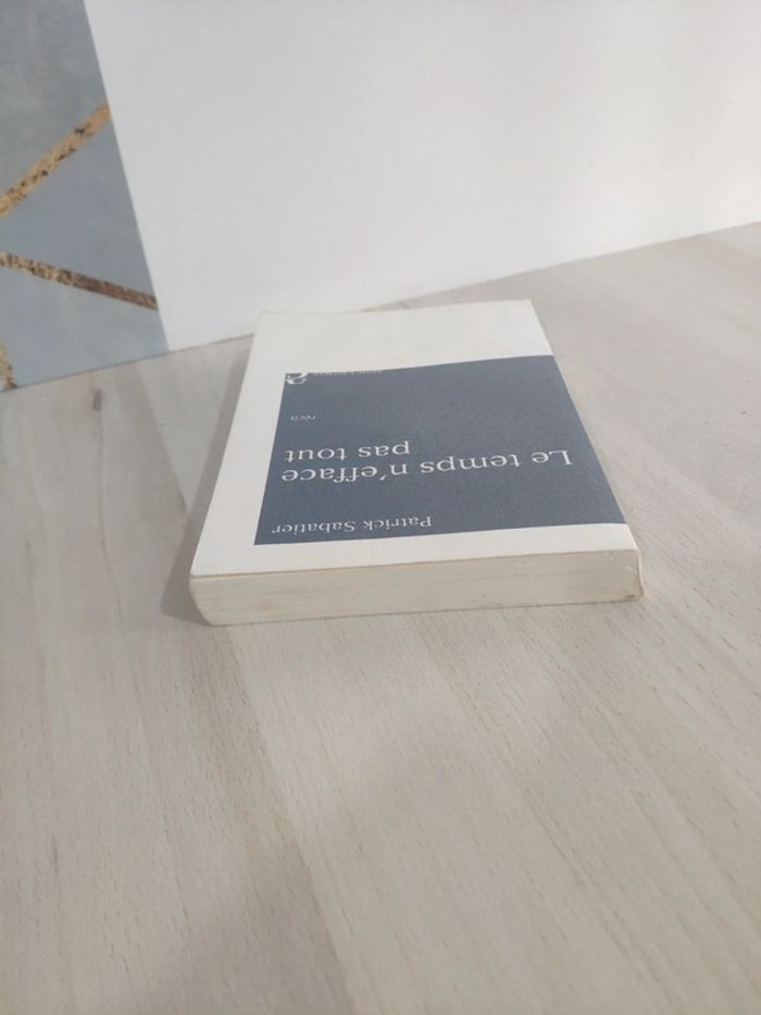 Livre grand format le temps n'efface pas tout Sabatier récit - photo numéro 4