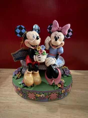 mickey et minnie Une romance florissante mickey et minnie