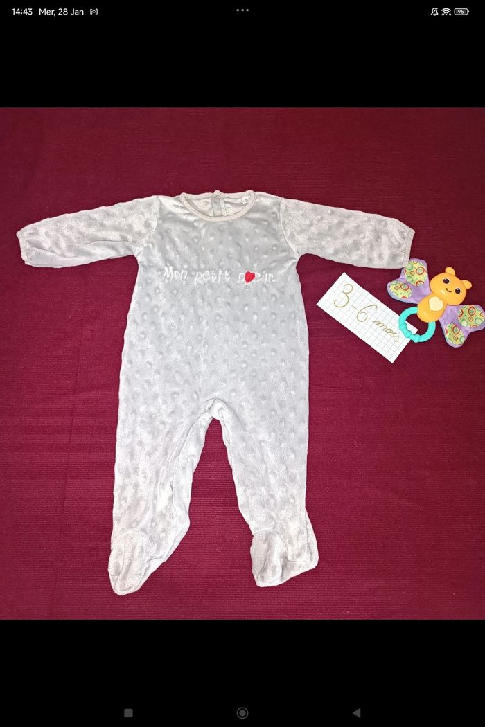 Lot pyjamas - photo numéro 2