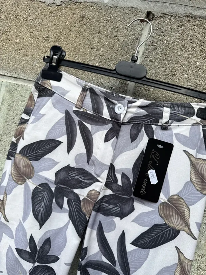 Pantalon l’olive verte taille s neuf - photo numéro 2