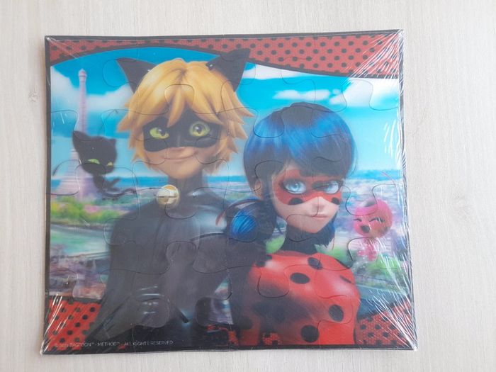 Puzzle Miraculous neuf