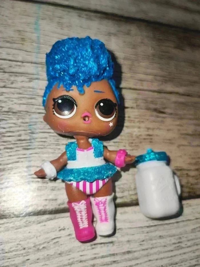 đPoupĂ©e L.O.L surprise indĂ©pendant Queen sparkle - photo numĂ©ro 2