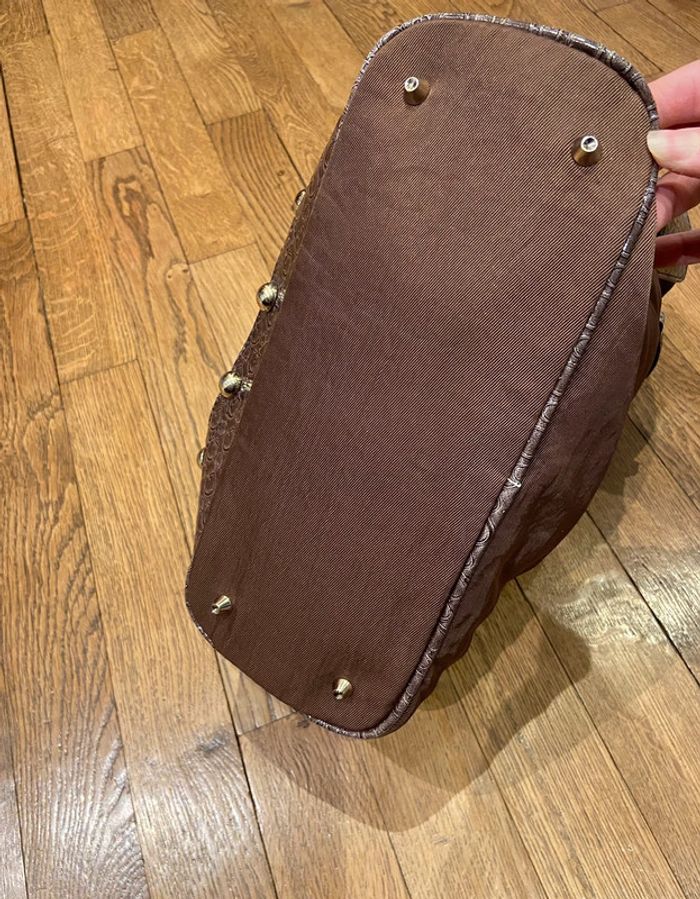 Beau sac vintage Y2K Guess très peu porté - photo numéro 6
