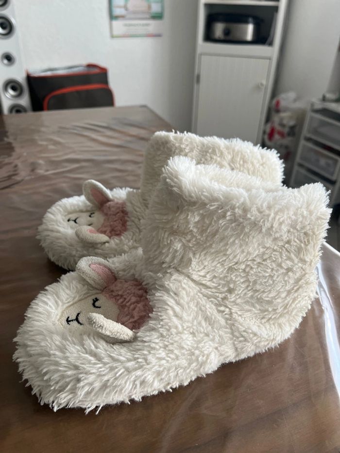 Chaussons montant motifs mouton pointure 28 / 29 - photo numéro 4