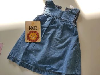 Robe en jean taille 12 mois