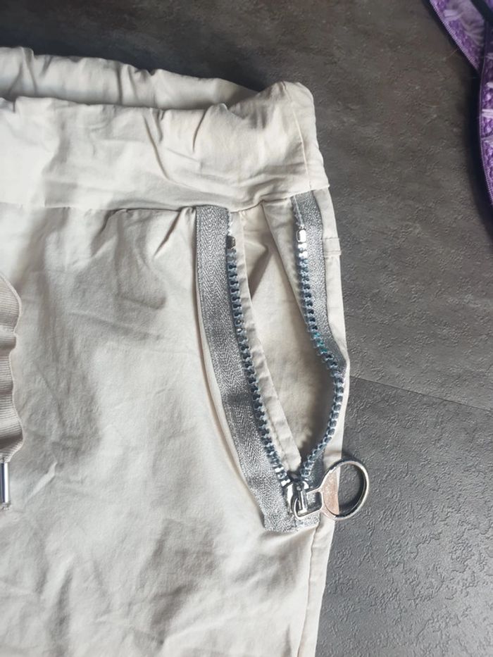 Pantalon blanc cassé fashion 🌞 - photo numéro 2