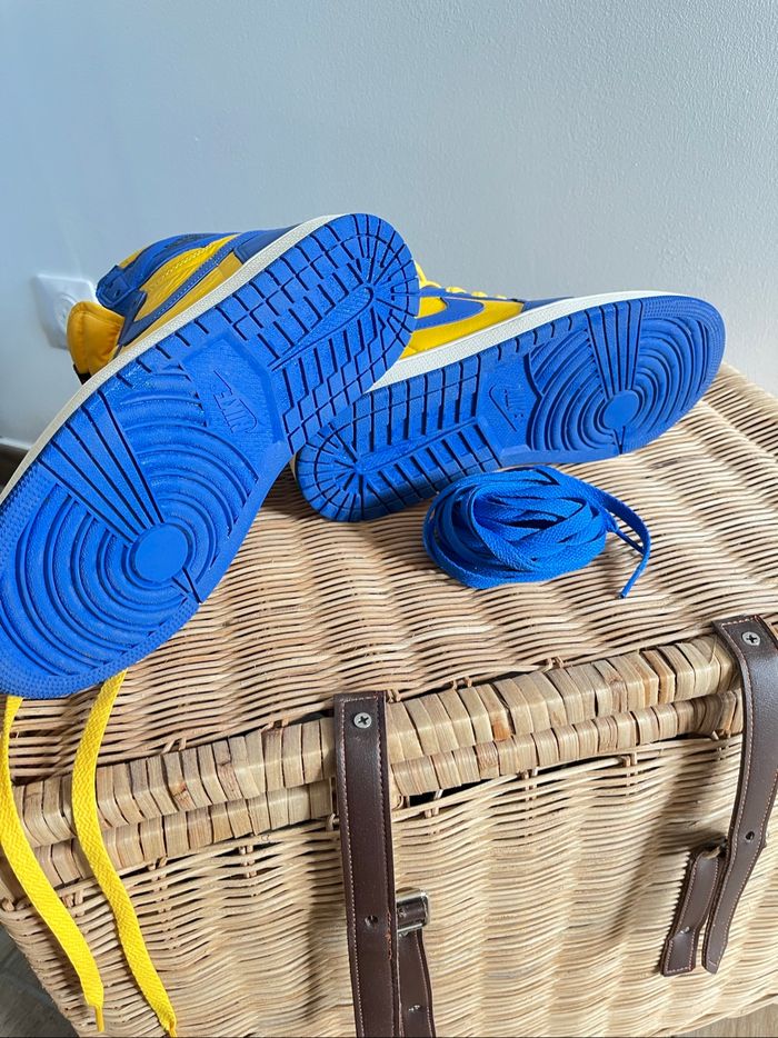 Nike Jordan 1 retro high OG "Reverse Laney" pointure 40 - photo numéro 6