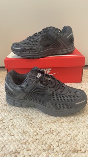 Nike zoom vomero neuve taille 41