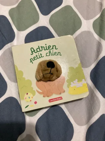 Livre « Adrien petit chien »