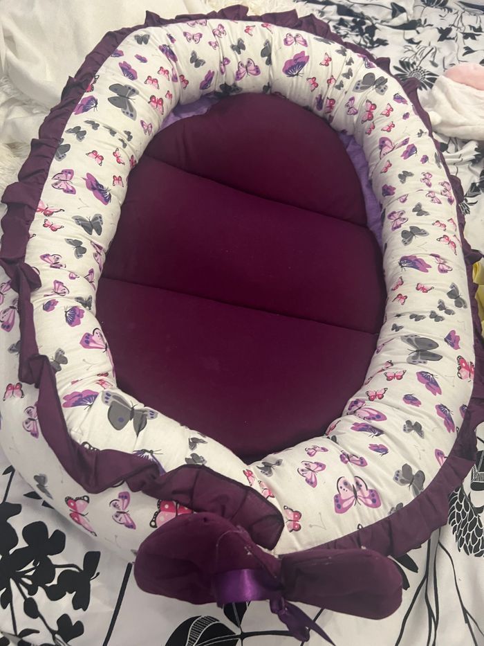 100 vêtements pour bébés 3-6 mois + nid bébé - photo numéro 4