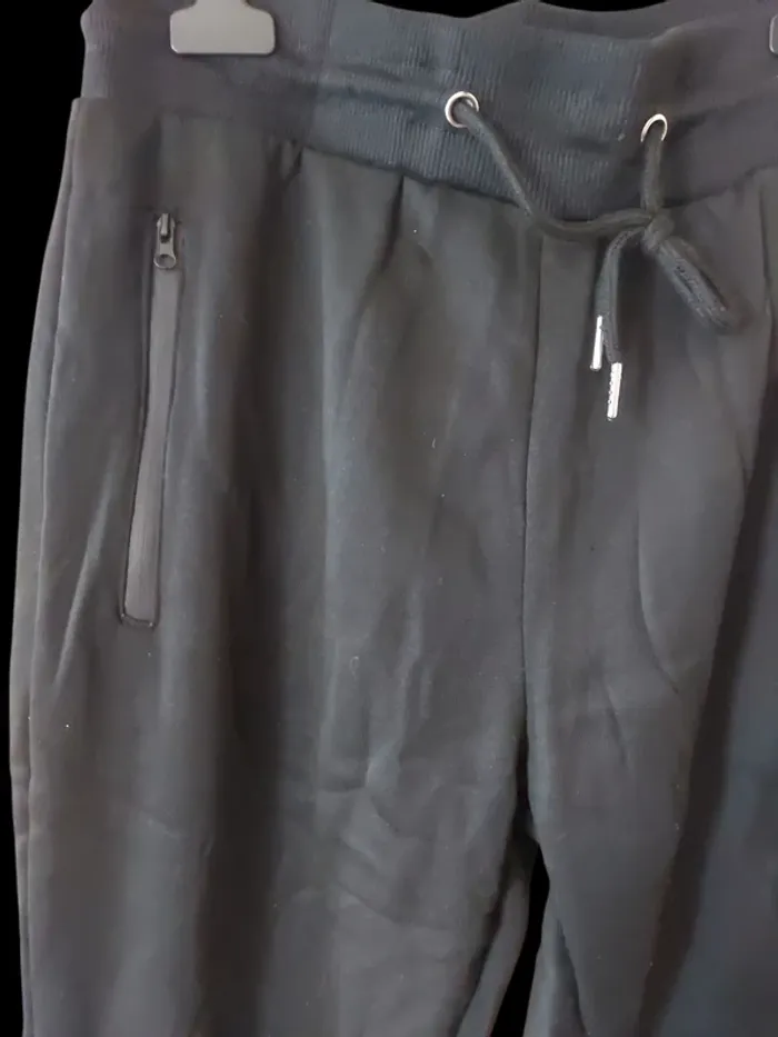 Jogging slim noir neuf avec étiquette - photo numéro 4