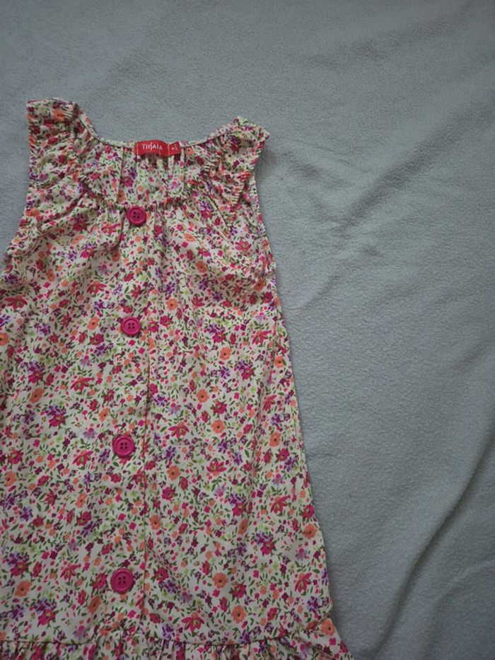 Robe 8 ans neuve - photo numéro 3