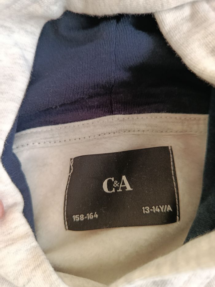 sweat a capuche - photo numéro 3