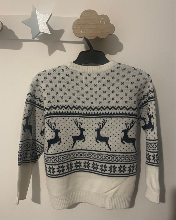 Pull de Noël neuf 24 mois - photo numéro 2