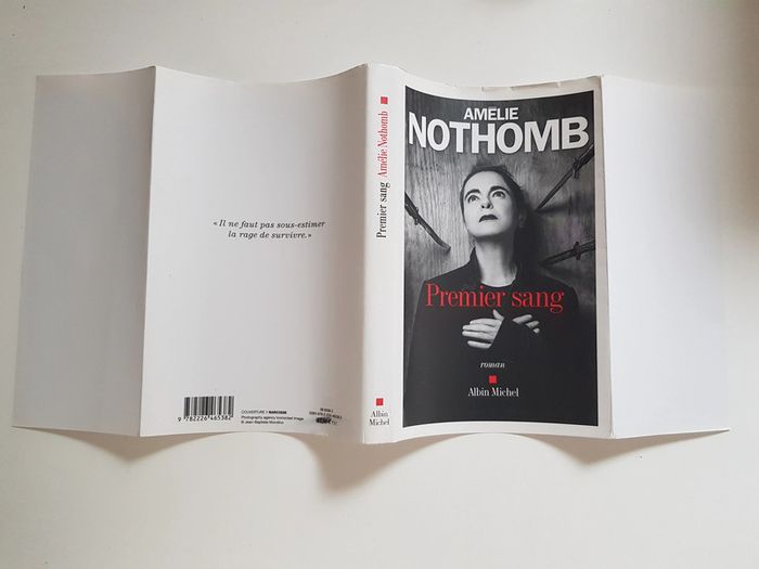 Amélie Nothomb (Écrivain) Premier sang - photo numéro 5