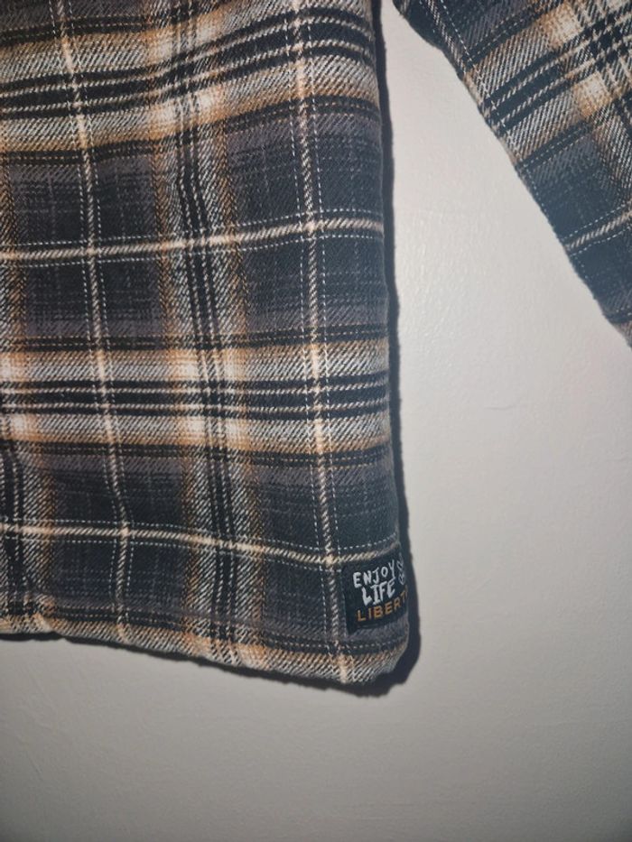 Surchemise - photo numéro 2