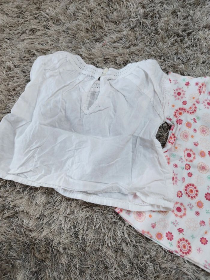 Lot de deux t-shirt manches courtes bébé fille 6 mois été - photo numéro 4