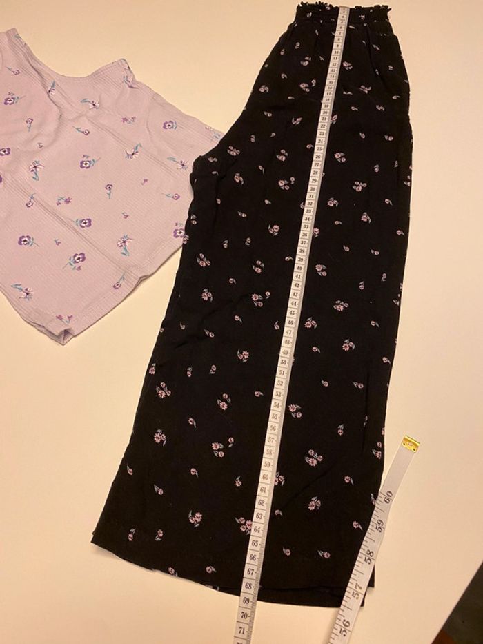 Tenue débardeur sans manches pantalon 3/4 F8/9ans - photo numéro 2